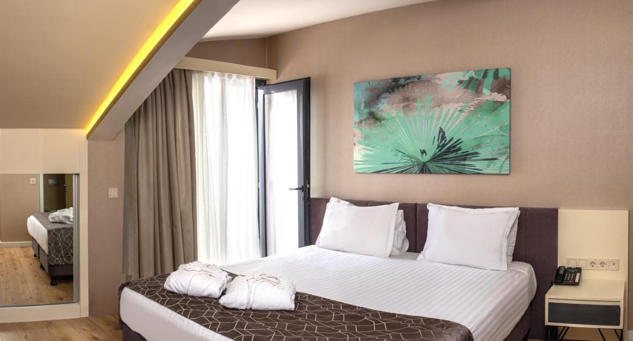 Double Room with Terrace